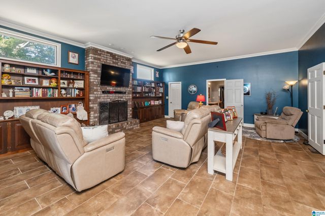243 ROCK INN POINT, Cropwell, AL 35054