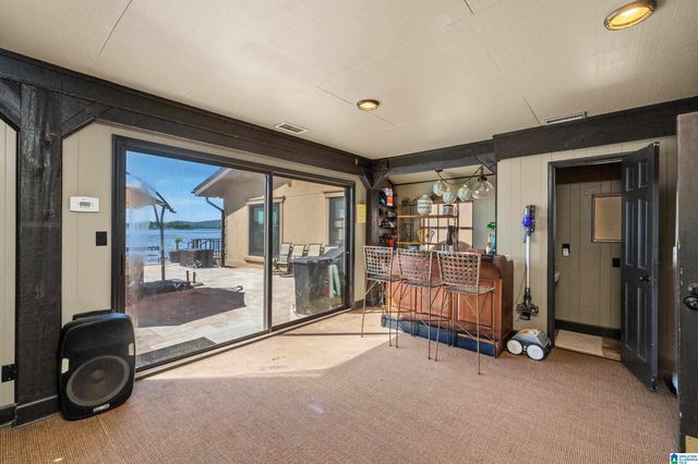 243 ROCK INN POINT, Cropwell, AL 35054