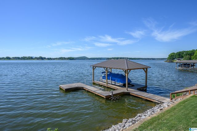 243 ROCK INN POINT, Cropwell, AL 35054