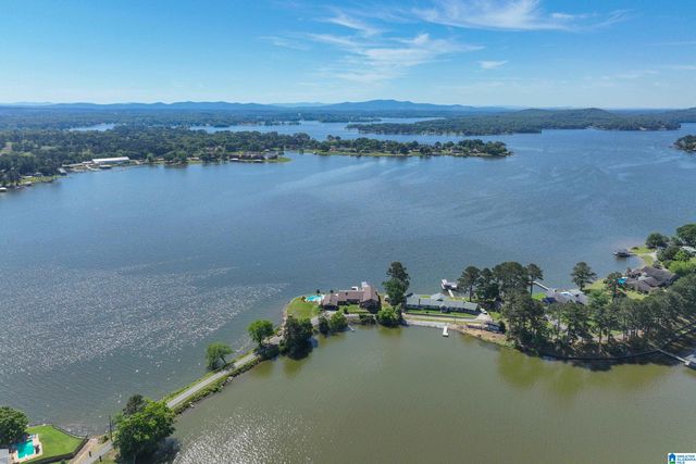 243 ROCK INN POINT, Cropwell, AL 35054