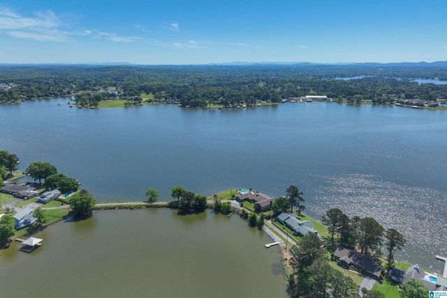 243 ROCK INN POINT, Cropwell, AL 35054