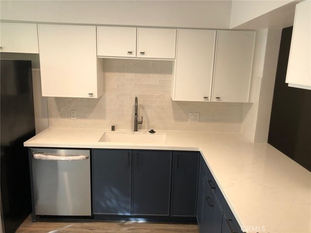 3333 Primera Avenue B, Hollywood Hills East, CA 90068
