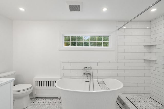 1375 Brush Hill Rd, Milton, MA 02186