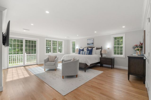 1375 Brush Hill Rd, Milton, MA 02186