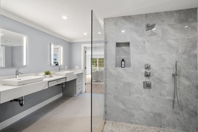 1375 Brush Hill Rd, Milton, MA 02186