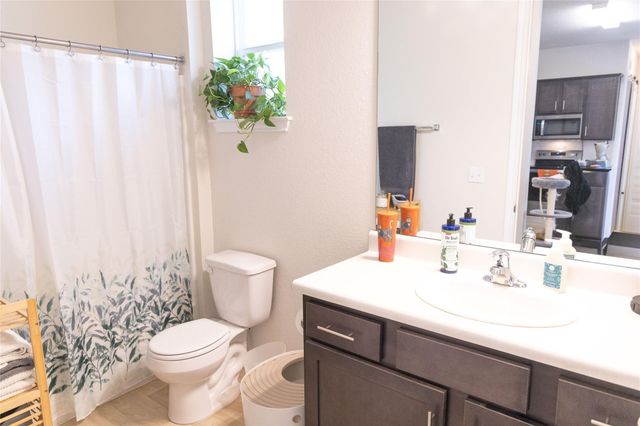 8601 W Gate BLVD 2104, Austin, TX 78745