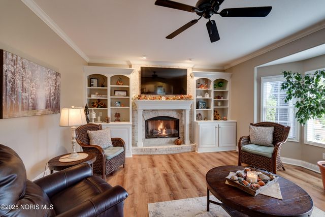 4731 Cabriolet Lane, Maumee, OH 43537