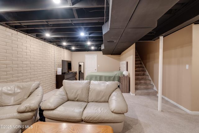 4731 Cabriolet Lane, Maumee, OH 43537