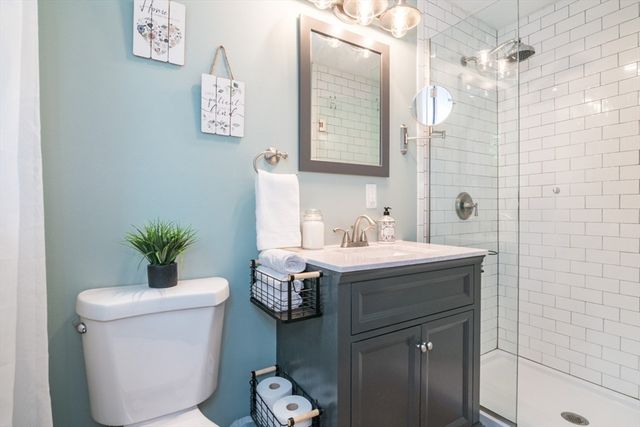 217 Pleasant St, East Longmeadow, MA 01028