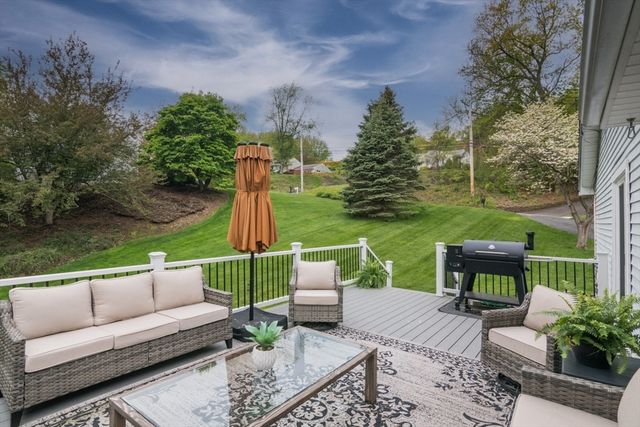217 Pleasant St, East Longmeadow, MA 01028