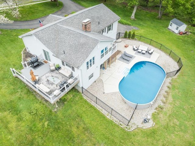 217 Pleasant St, East Longmeadow, MA 01028