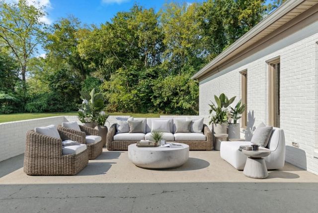 207 Megan Cir, Shelbyville, TN 37160