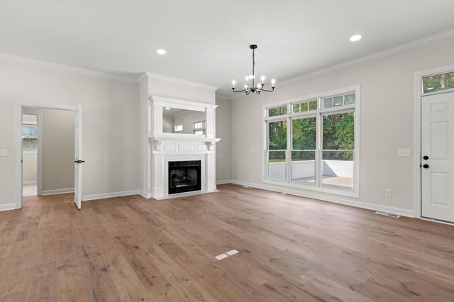 207 Megan Cir, Shelbyville, TN 37160