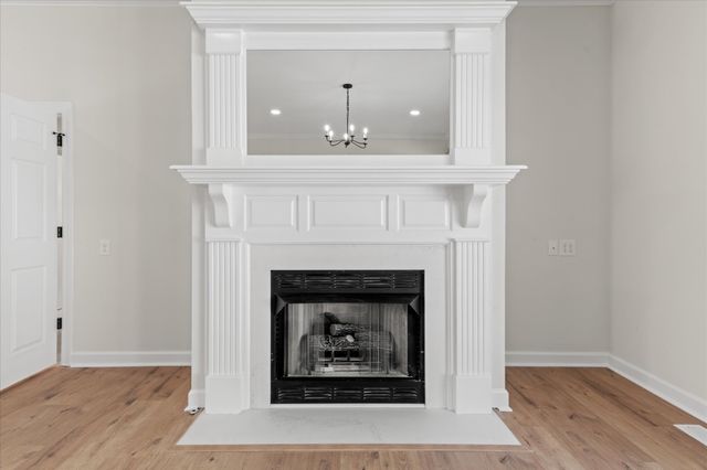 207 Megan Cir, Shelbyville, TN 37160