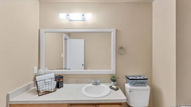 4806 Appaloosa, San Antonio, TX 78244
