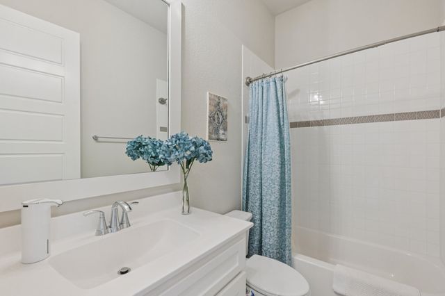 813 Boardwalk Way, Aubrey, TX 76227