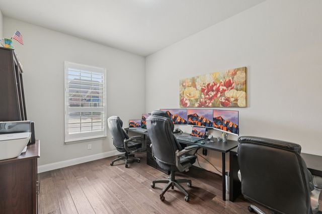 813 Boardwalk Way, Aubrey, TX 76227