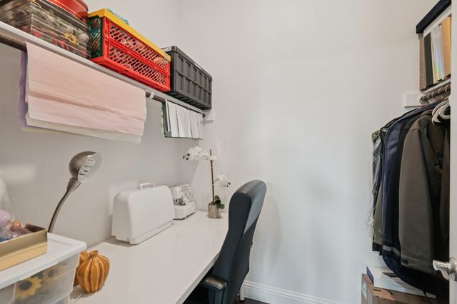 813 Boardwalk Way, Aubrey, TX 76227