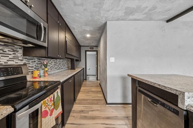781 Country Place Drive 2045, Houston, TX 77079