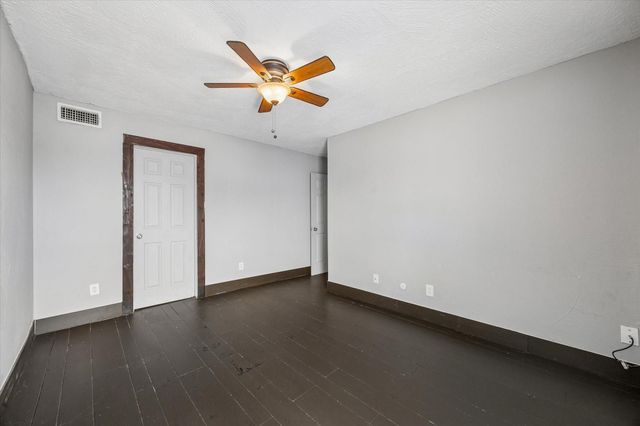 781 Country Place Drive 2045, Houston, TX 77079