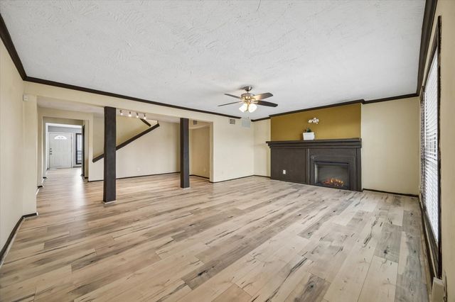 781 Country Place Drive 2045, Houston, TX 77079