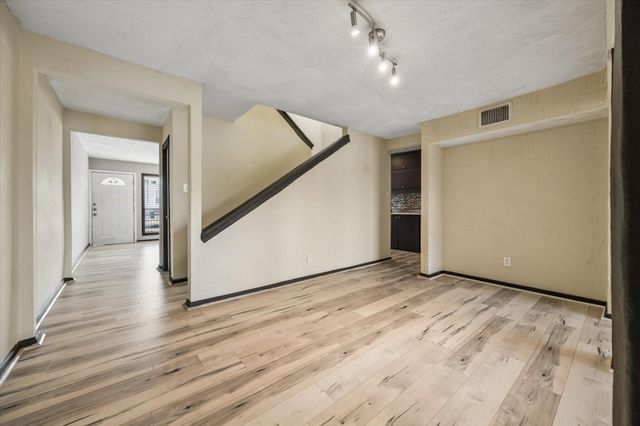 781 Country Place Drive 2045, Houston, TX 77079