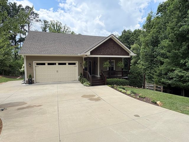 2068 Gallatin Road, Young Harris, GA 30582
