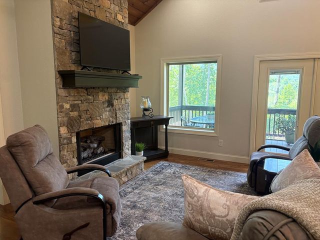 2068 Gallatin Road, Young Harris, GA 30582