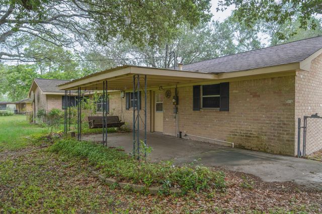 424 Candy Street, El Campo, TX 77437
