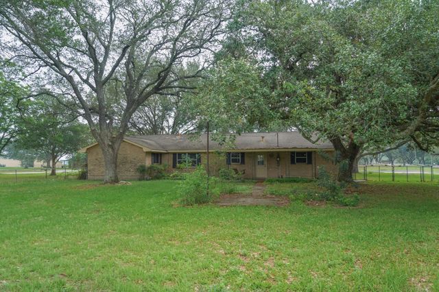 424 Candy Street, El Campo, TX 77437