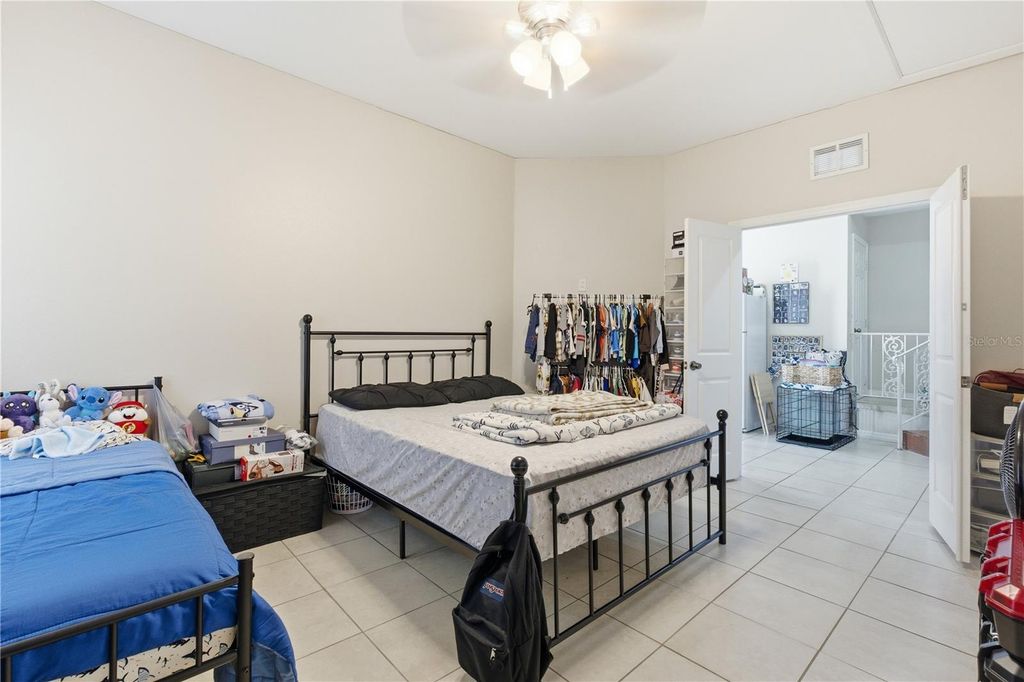 Image 42 of property listing at 3214 W ABDELLA STREET, Tampa, FL 33607