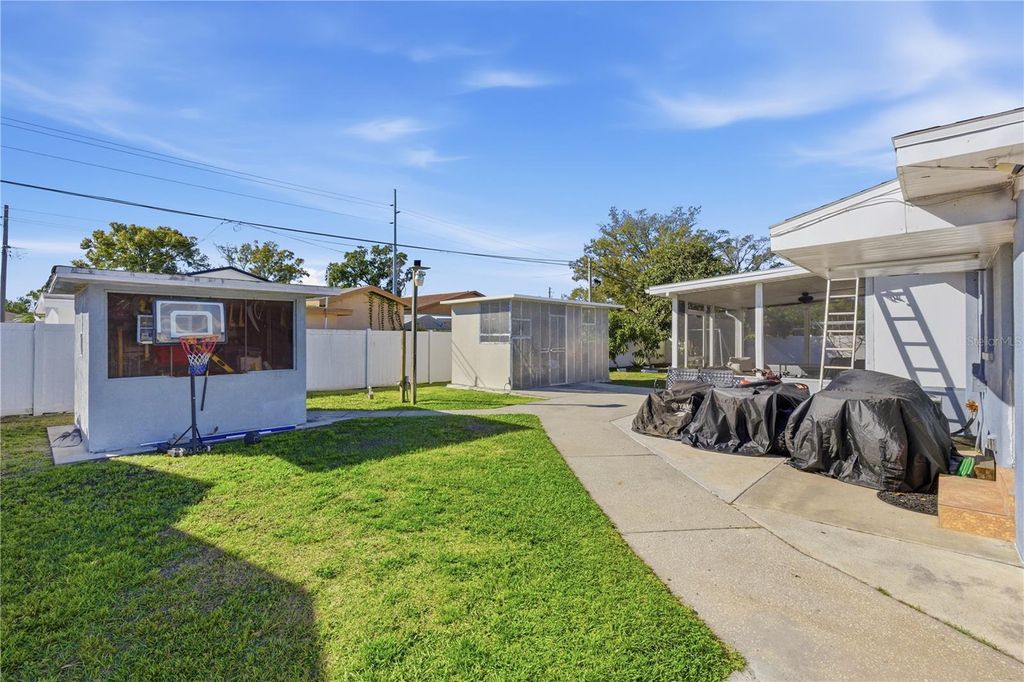 Image 47 of property listing at 3214 W ABDELLA STREET, Tampa, FL 33607