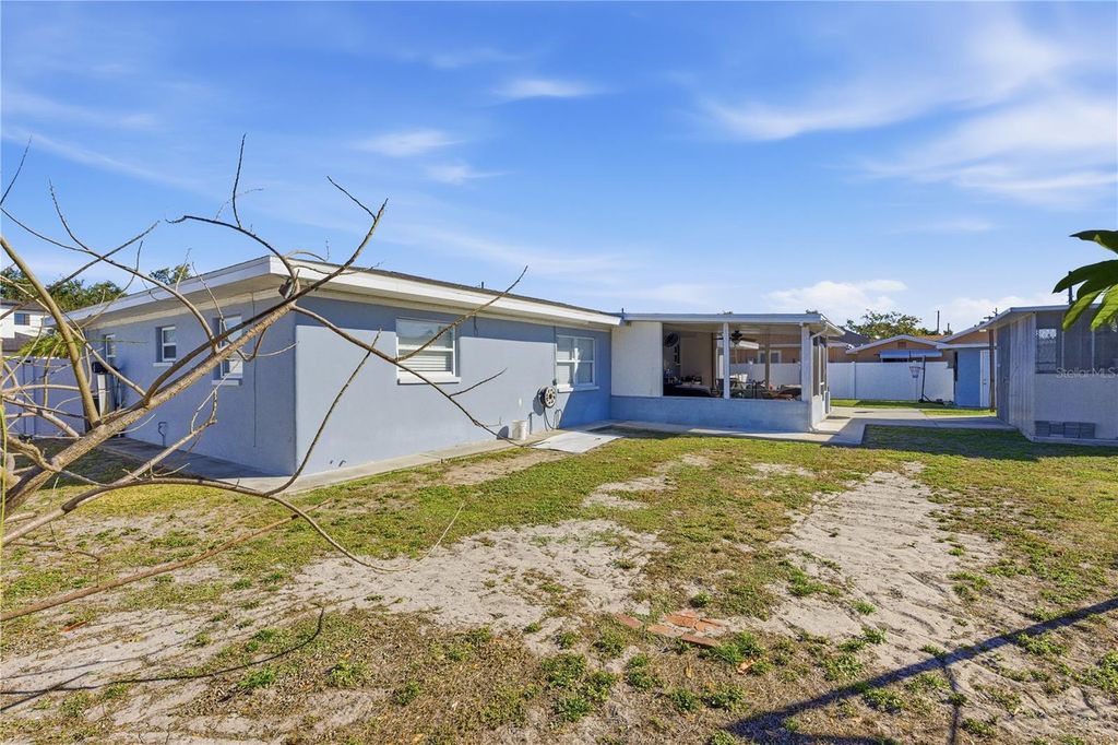 Image 54 of property listing at 3214 W ABDELLA STREET, Tampa, FL 33607