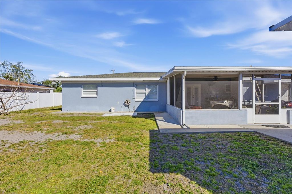 Image 61 of property listing at 3214 W ABDELLA STREET, Tampa, FL 33607