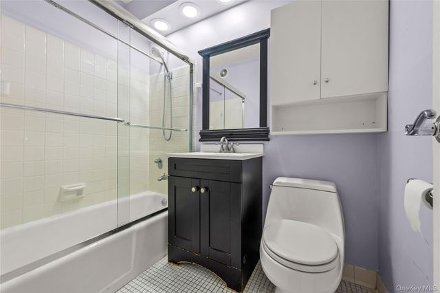 118-17 Union Turnpike 2C, Forest Hills, NY 11375
