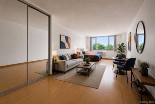 118-17 Union Turnpike 2C, Forest Hills, NY 11375