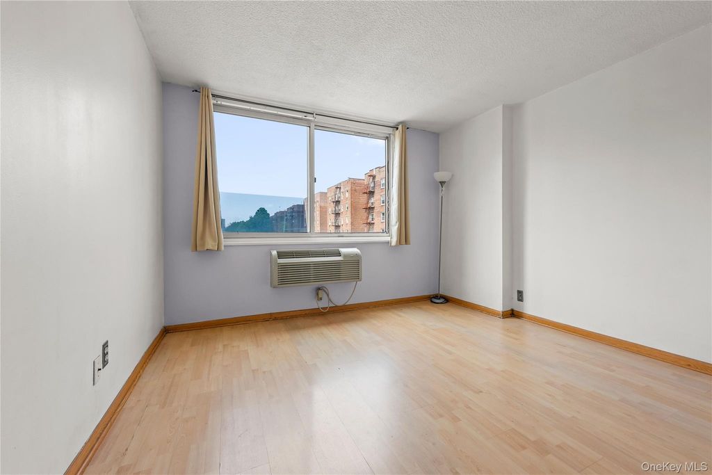118-17 Union Turnpike 2C, Forest Hills, NY 11375 — photo 5