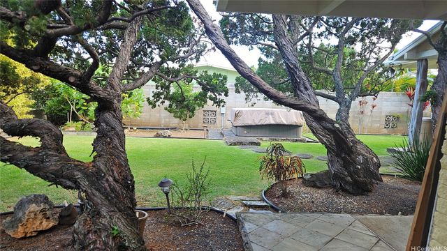1204 Kahili Street, Kailua, HI 96734
