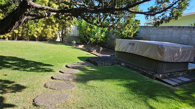 1204 Kahili Street, Kailua, HI 96734