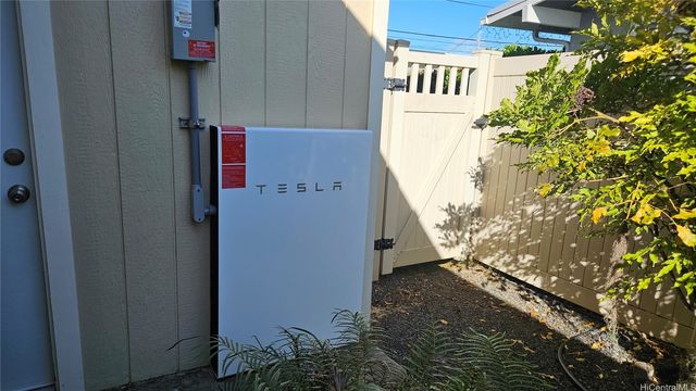 1204 Kahili Street, Kailua, HI 96734