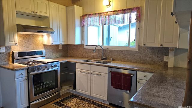 1204 Kahili Street, Kailua, HI 96734