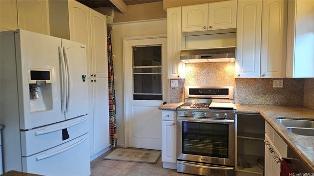 1204 Kahili Street, Kailua, HI 96734