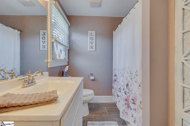 200 Cardinal Drive, Taylors, SC 29687