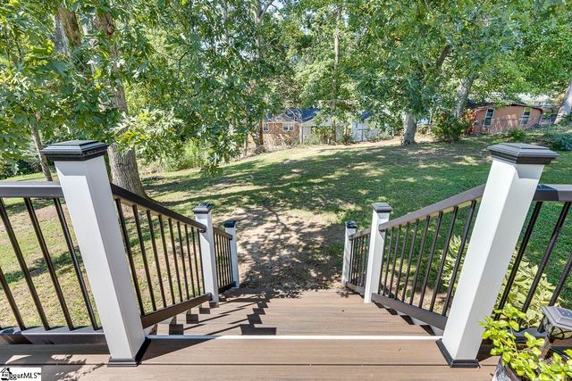 200 Cardinal Drive, Taylors, SC 29687