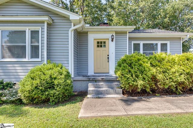 200 Cardinal Drive, Taylors, SC 29687