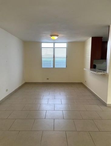 16 CATARATAS ST., EL REMANSO DEV. N-16, San Juan, PR 00926