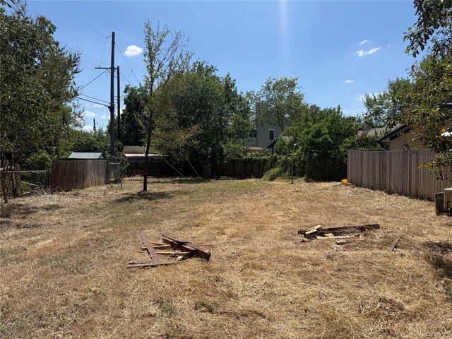 5021 W Frances PL, Austin, TX 78731