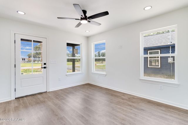 142 Racca Road, Youngsville, LA 70592