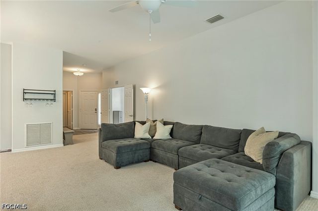 9974 HORSE CREEK RD, Fort Myers, FL 33913