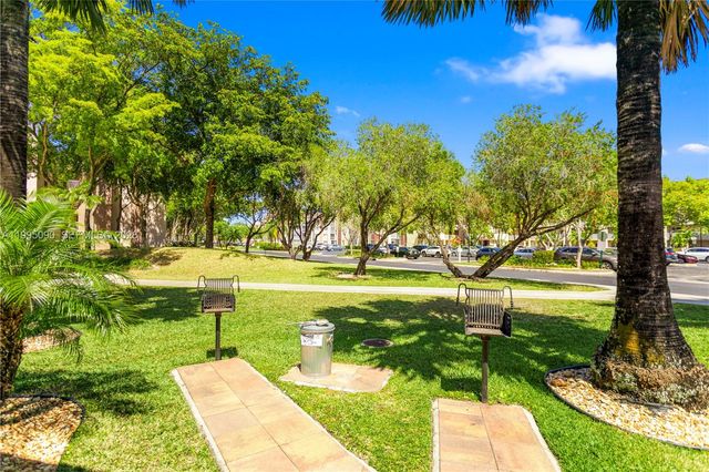 7676 Trent Drive 308, Tamarac, FL 33321